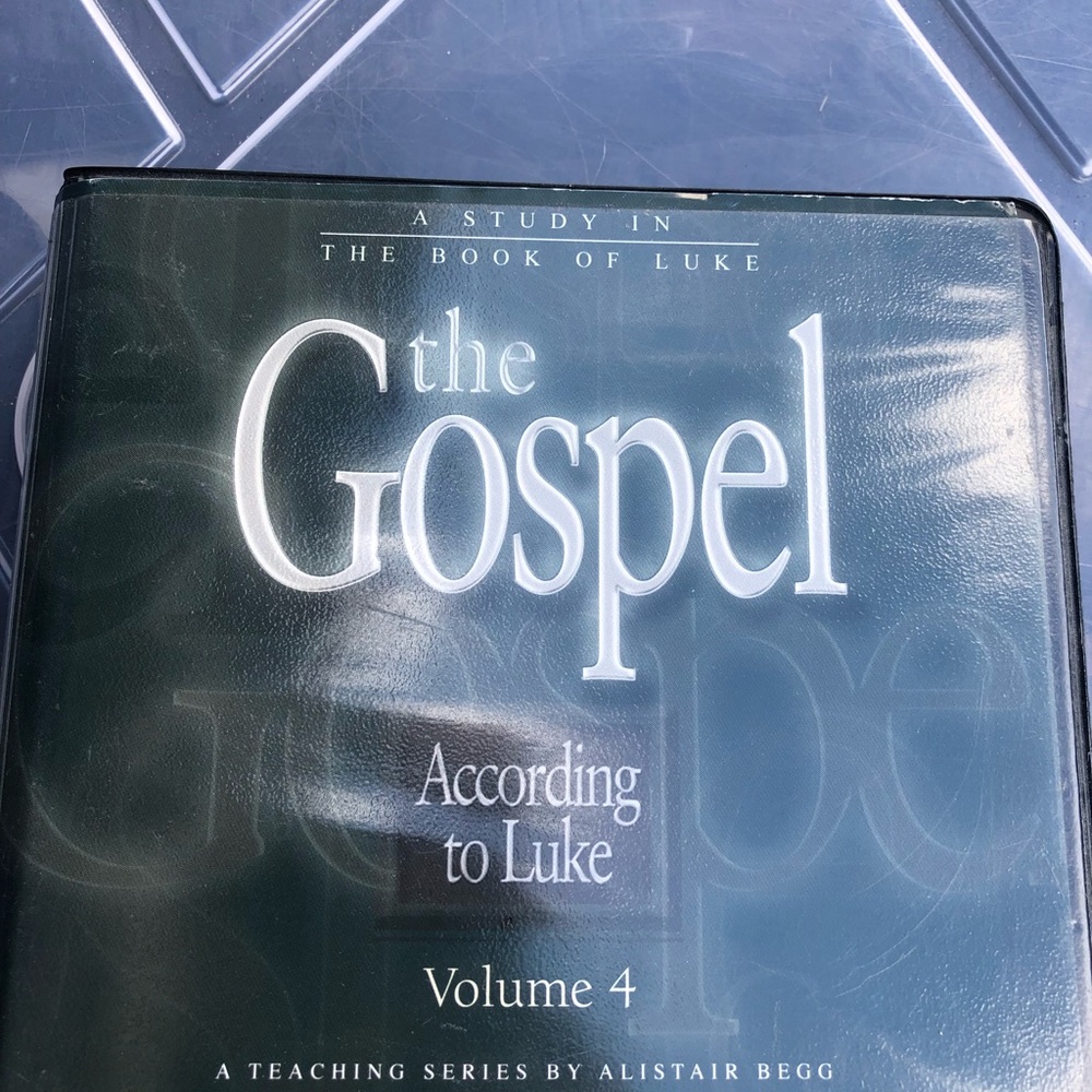 The Gospel According to St Luke: Volume 4 - Picture 3 of 12